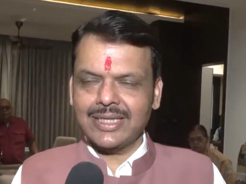 Fadnavis said- Every party has the problem of rebel candidates: We will have to persuade them, they will be asked not to contest elections; Claim- 150 rebel candidates are in the fray