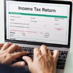 The date for filing income tax has been extended till January 15: Late fees of up to ?5000 will be charged; earlier the last date was December 31