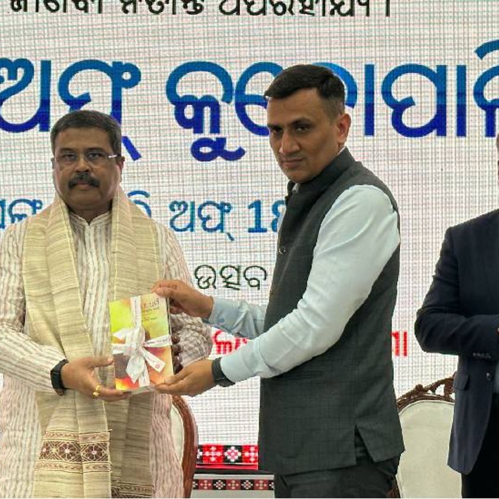 Impact Feature: Union Education Minister Dharmendra Pradhan and Sambalpur MLA Jaynarayan Mishra released “Kudopali Ki Saga: The Untold Story of 1857”