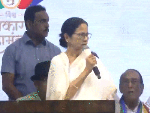 Mamata said- Waqf law will not be implemented in Bengal: Shoot me but I will not let partition happen in the name of religion, BJP called me a fake Hindu
