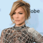 Jennifer Lopez got into trouble after posting her photos: Case filed against the actress, demanded 1 crore 25 lakh rupees for 1 photo