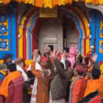 Doors of Kedarnath Dham opened: Temple decorated with 108 quintals of flowers; 10 thousand people arrived on the first day; Be the first to see on Dainik Bhaskar