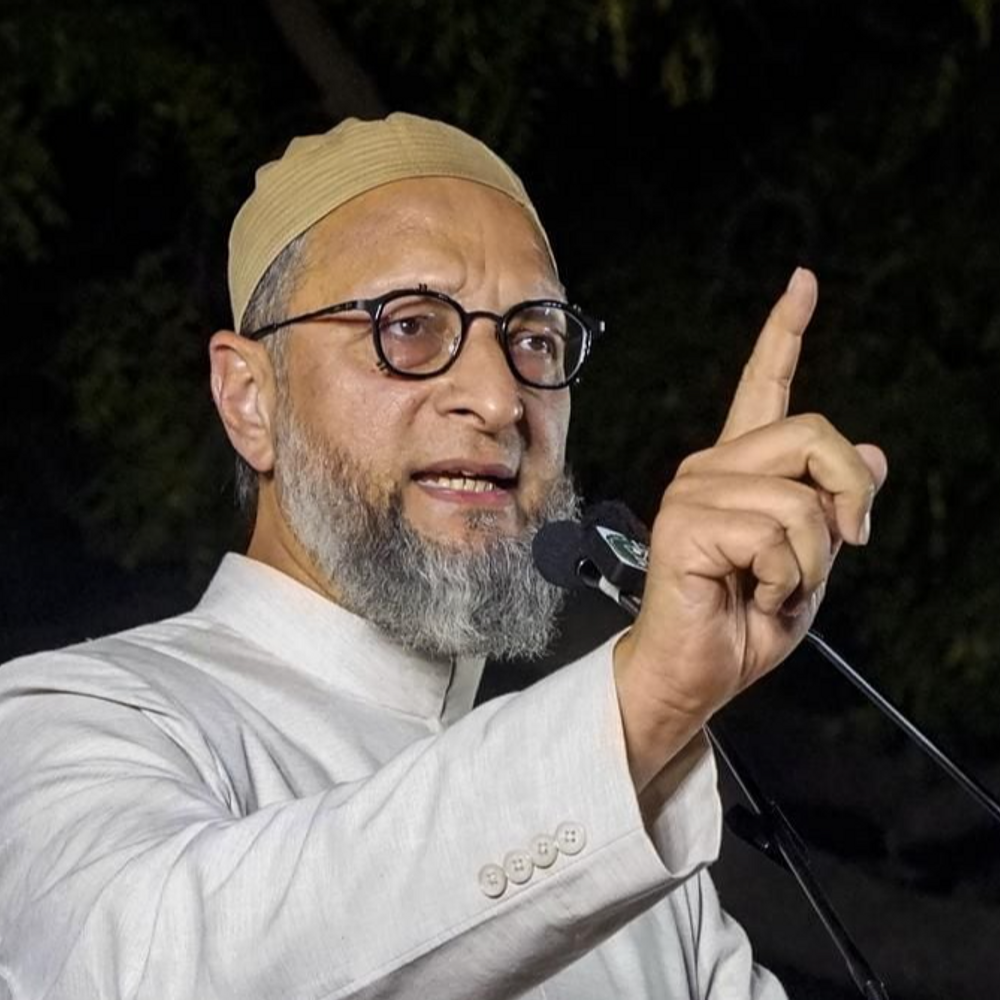 Owaisi said- Terrorist Lakhvi became a father while in jail: Said in Algeria- Pakistan is promoting terrorism, FATF should put it in the grey list again