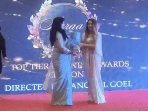 Bollywood actress Mahima Chaudhary reached Faridabad: Said in the award show- Women should not lose courage; connect themselves with the outside world