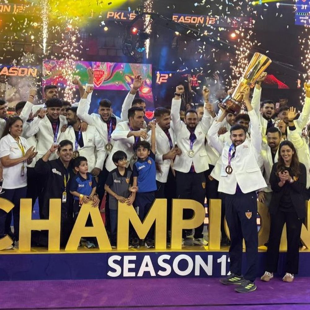 Dabang Delhi crowned Pro Kabaddi League champions for the second time: Defeated Puneri Paltan 31-28 in the final; Fazal Atrachali named Player of the Tournament