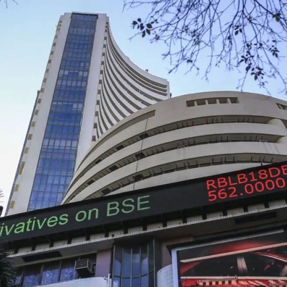 Stock market trades flat: Sensex falls 20 points to 84,675; buying in auto and metal sectors
