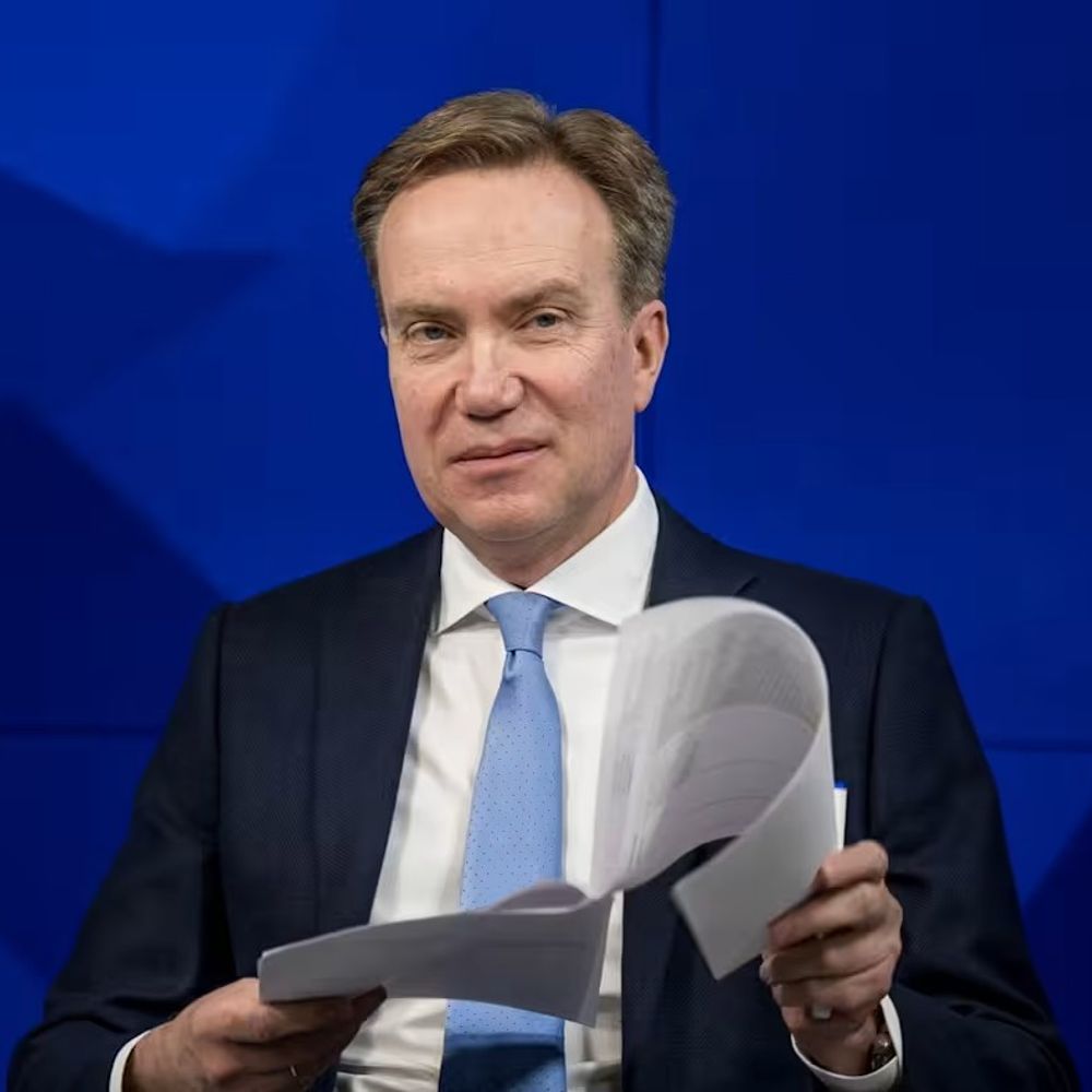 World Economic Forum President Borge Brende resigns; steps down after being linked to sex offender Epstein; Alois Zwingli becomes new CEO