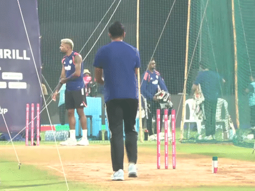 India delayed training due to the lunar eclipse: The scheduled training session at Wankhede was from 6 to 9 pm, but the players arrived at the ground at 7:20 am.