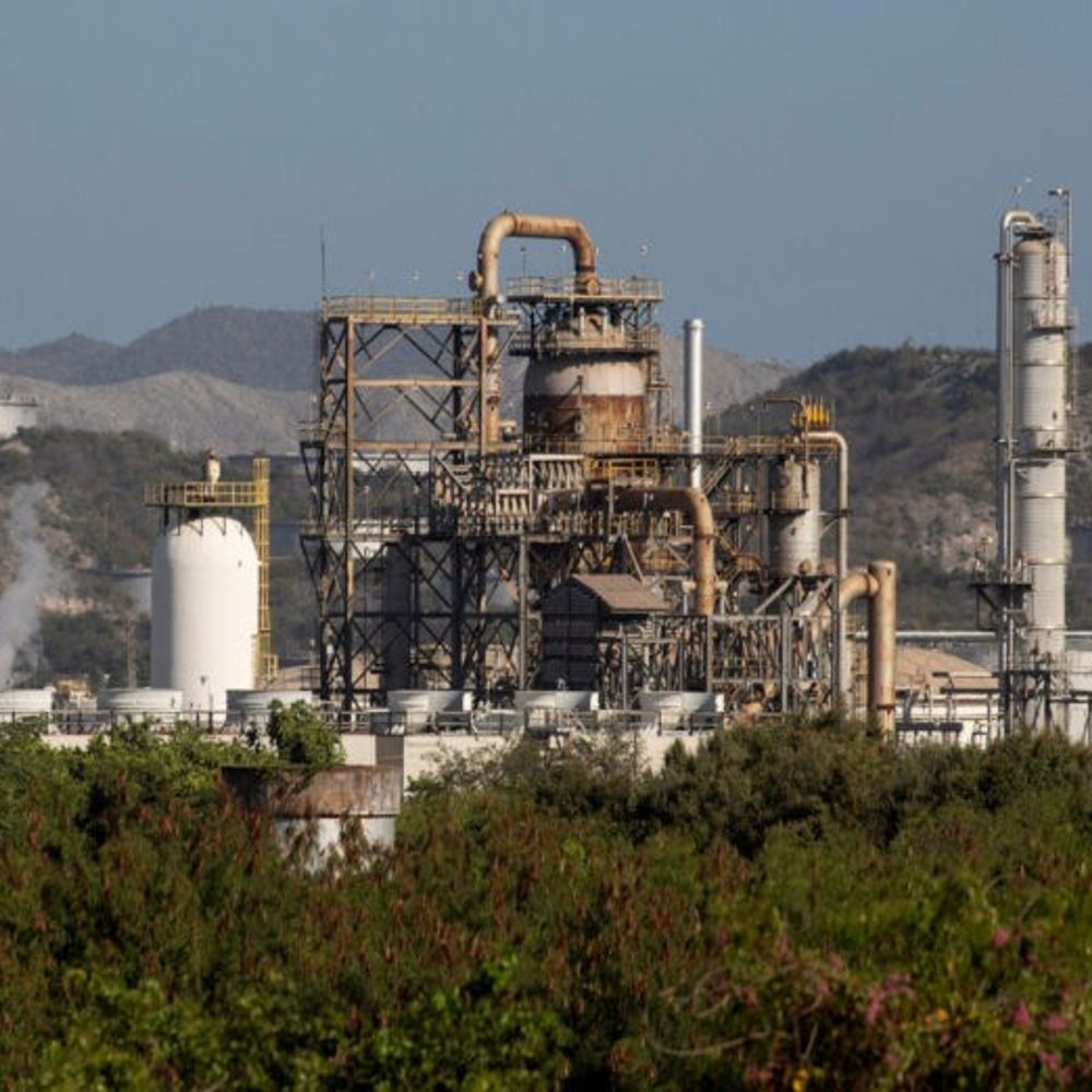 India has only 25 days of oil left: Import routes closed amid the Israel-Iran war; the government is looking for new suppliers.